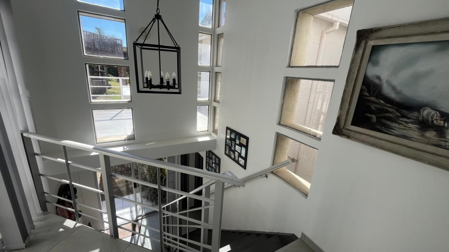 3 Bedroom Property for Sale in Wavecrest Eastern Cape